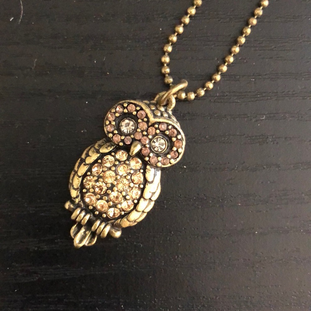 Owl pendant necklace